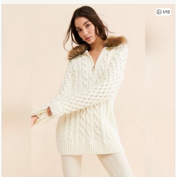 Show Me Your Mumu Sun Valley Pullover Cream Cable Knit Sweater Faux Fur Collar - Picture 4 of 15